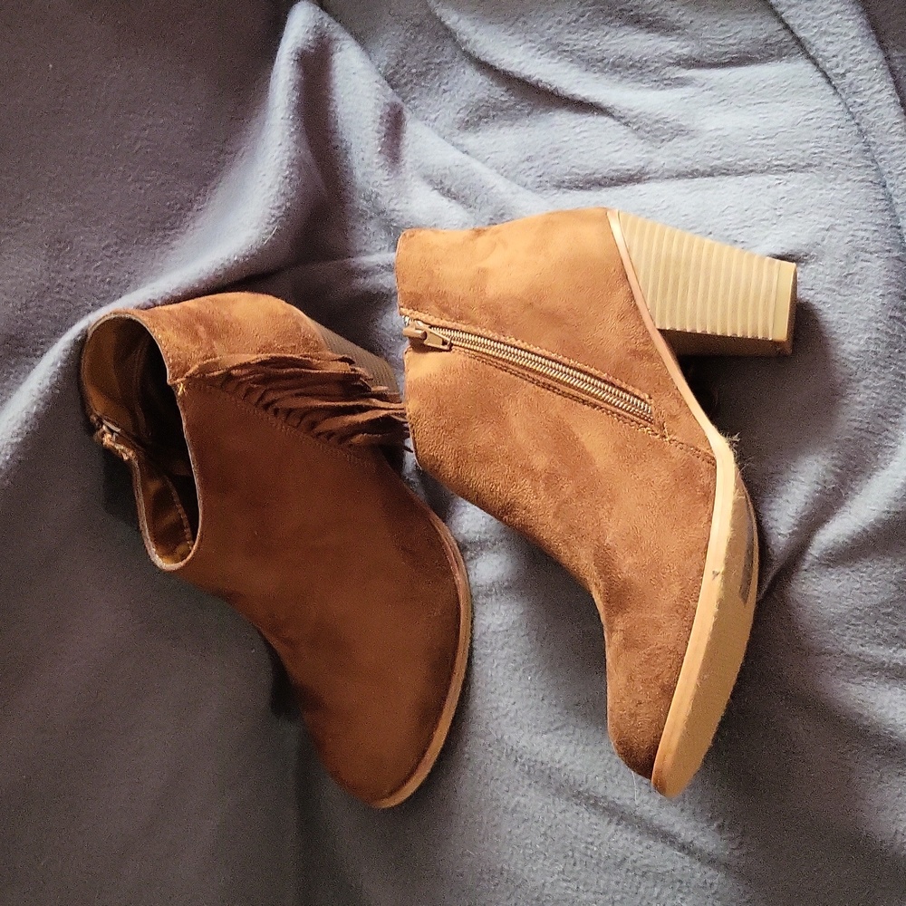 Pierre Dumas boots with fridges Brand New